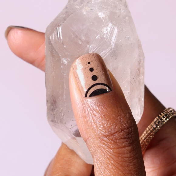 Soul Seeker 💅✨ Color STREET NEW Sealed - Long Lasting Nail Polish Strips - Picture 2 of 8